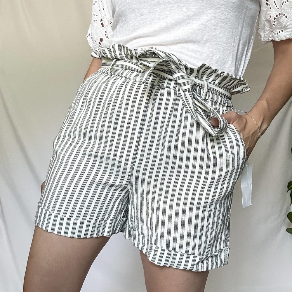 FRAME Black and White Striped Paperbag Shorts (fits XS)